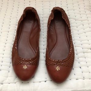 COPY - Tory Burch Flats/ Loafers snake skin. Size7